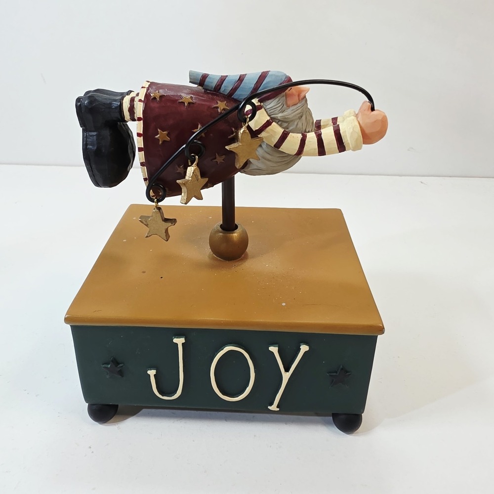 Williraye Studio Primitive Folk Collection JOY Music Box Flying Santa Stars 2007